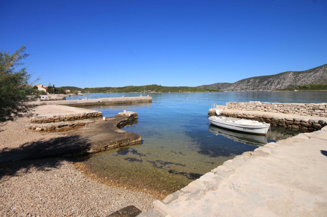 Seaside Apartments With A Swimming Pool Kneza, Korcula - 9269 Racisce Exterior photo